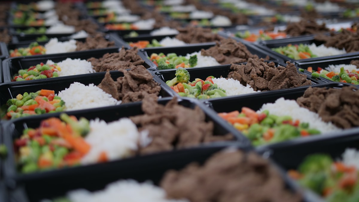 Plant-based protein dishes and legume preparations